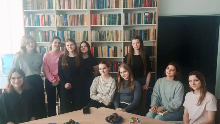 Сегодня, в библиотеке, в рамках цикла » Живые страницы»…
